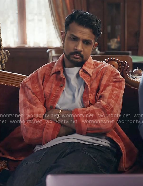 Jay's red plaid shirt on Ghosts