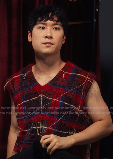 Jin's red plaid knit vest on XO Kitty