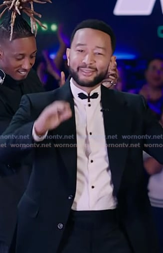 John Legend's white embroidered neck shirt on The Voice