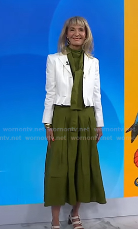 Juliet Faithfull's green tie neck midi dress on Today