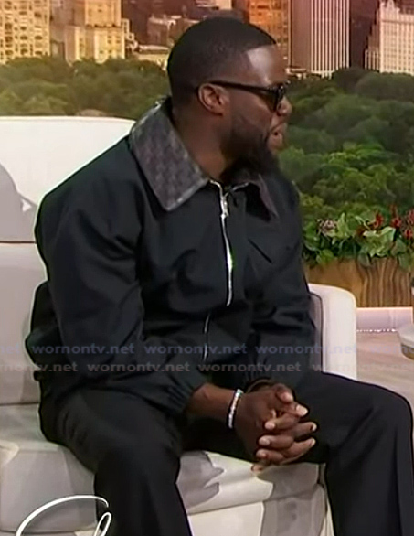 Kevin Hart's black jacket with leather collar on Sherri