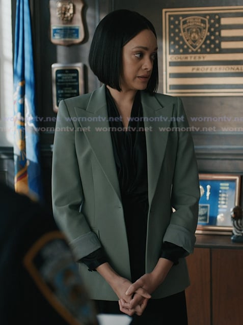 Nina's green blazer on Elsbeth