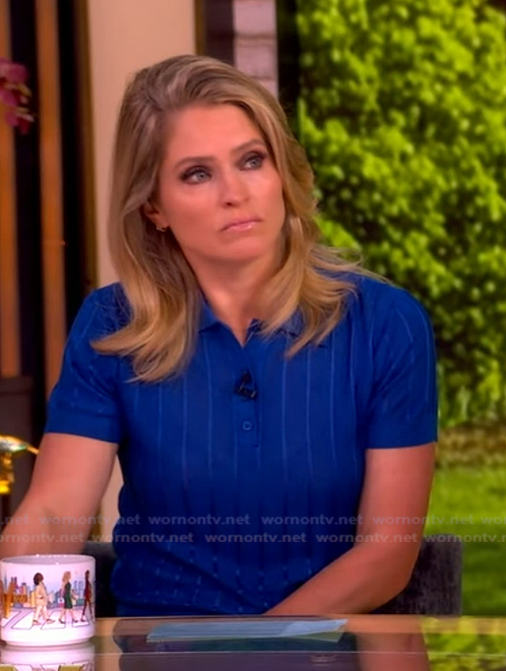 Sara's blue ribbed top and skirt on The View