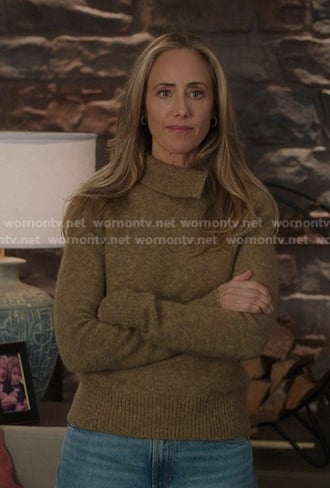 Teddy's yellow zip neck sweater on Greys Anatomy