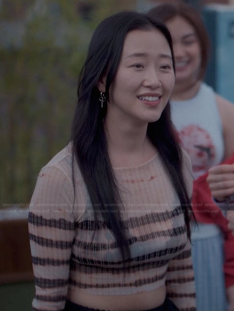 Yuri's stripe distressed sweater on XO Kitty