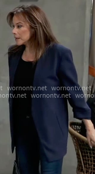 Alexis's navy ruched-sleeve blazer on General Hospital