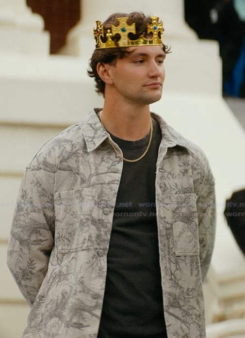 Beau's gray marble print jacket on Off Campus