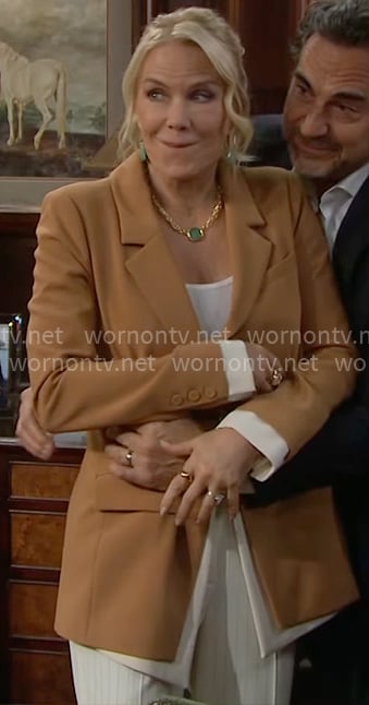 Brooke's brown and white blazer and necklace on The Bold and the Beautiful