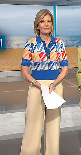 Kate's geometric print knit polo and beige pants on NBC News Daily