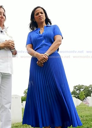 Laura's blue ribbed top and skirt on Today