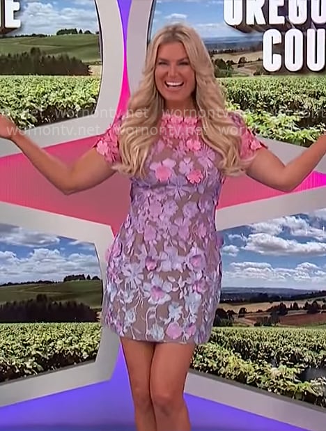 Rachel's ombre floral dress on The Price is Right
