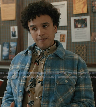 Roy's horse print shirt and blue plaid fleece jacket on Elsbeth