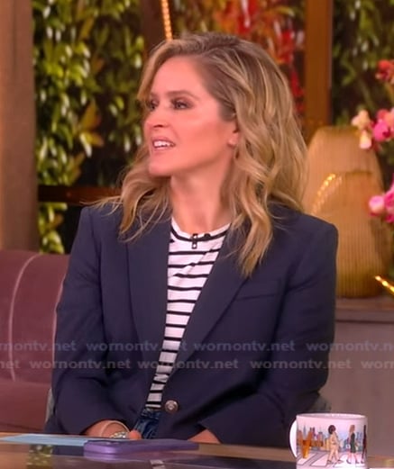 Sara's white striped tee on The View