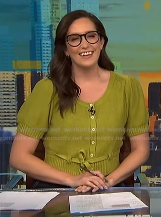 Savannah’s green short sleeve cardigan on NBC News Daily