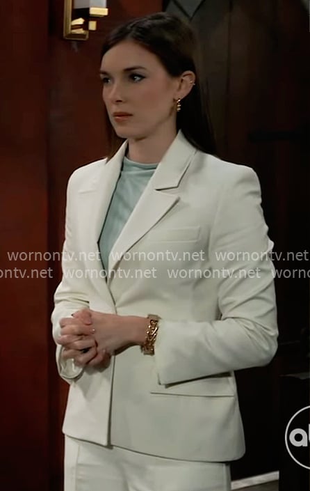 Willow's white suit on General Hospital