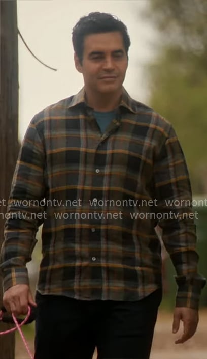 Will's plaid shirt on Will Trent