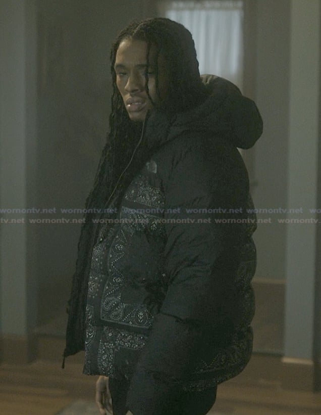 Jake's black paisley print padded jacket on The Chi