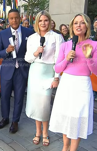 Jenna's mint green sheer pencil skirt on Today