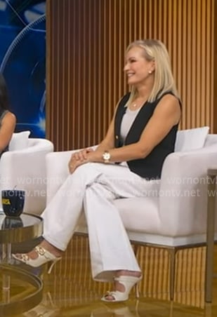 Jennifer's white buckle heel sandals on Good Morning America