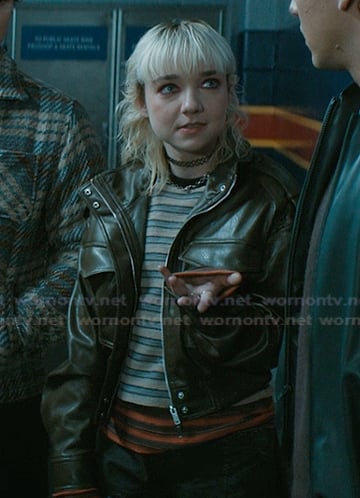 Jules's green leather cropped jacket on Off Campus