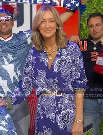 Lara's blue floral shirtdress on Good Morning America