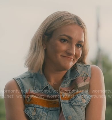 Noreen's embroidered denim vest on Sweet Magnolias