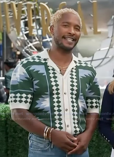 Scott's geometric print shirt on Access Hollywood