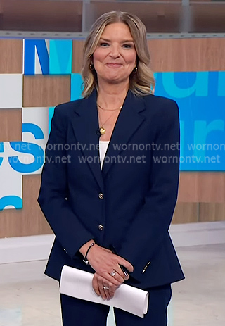 Christine Romans' navy single breasted blazer on NBC News Daily
