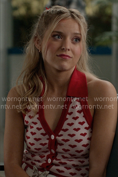 Elle's pink heart knit top on Elle