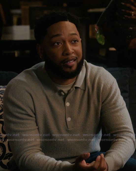Emmett's gray polo sweater on The Chi