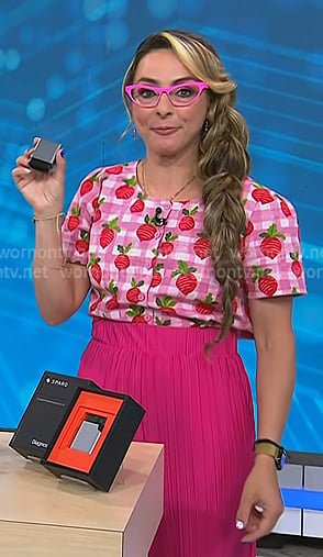 Katie Linendoll's pink radish print top on Today