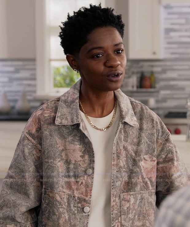 Tamia's printed short sleeve shirt on All American