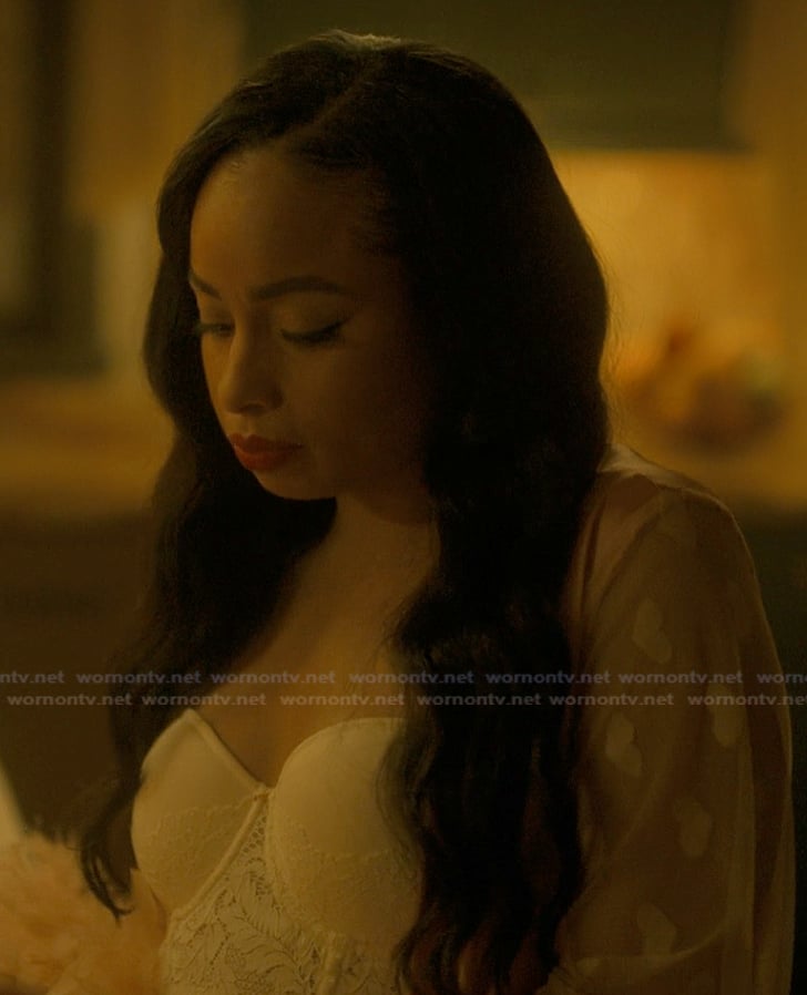 Tiffany's white floral lace bra on The Chi