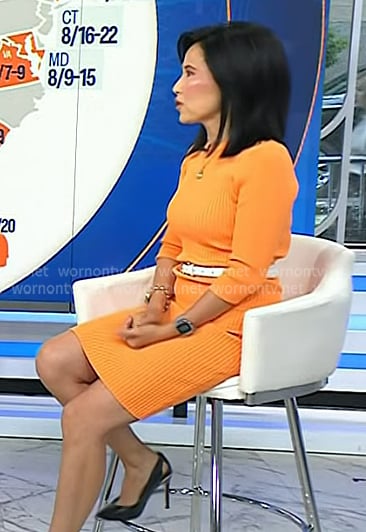 Vicky's black cutout pumps on Today