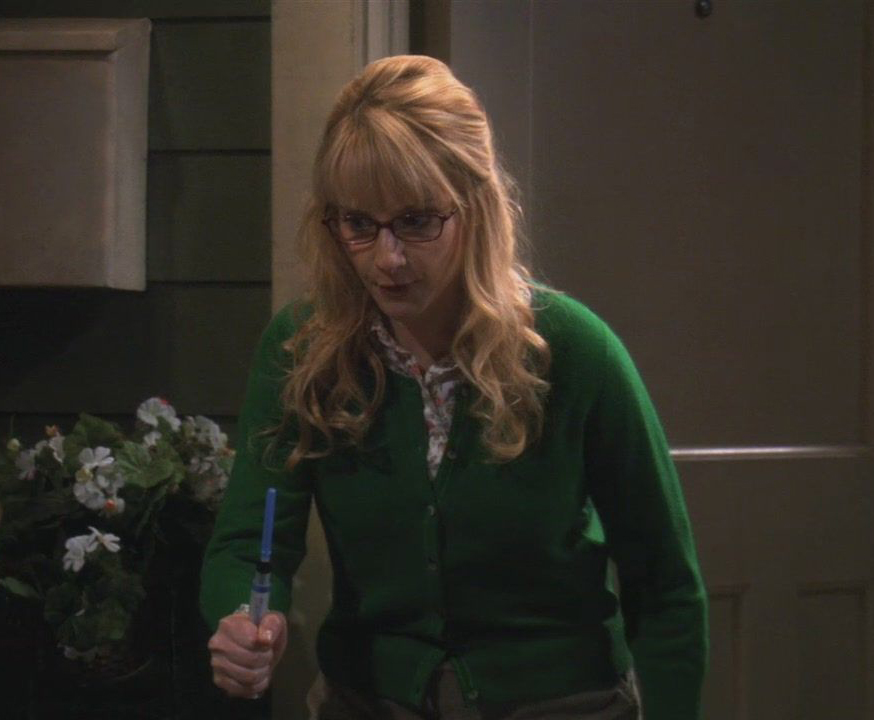 Bernadette’s green cardigan on The Big Bang Theory