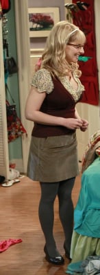 Bernadette’s burgundy vest and beige skirt on The Big Bang Theory