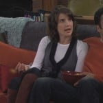Robins grey and purple vest on How I met your mother