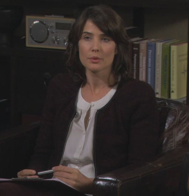 Robin’s burgundy jacket on How I met your mother