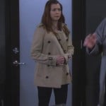 Lily’s beige coat on How I met your mother