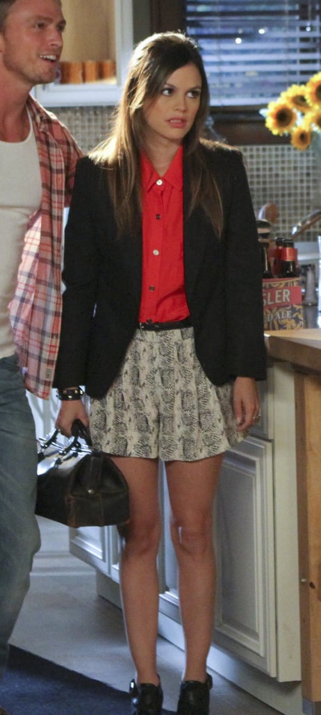 Zoe’s red top and black blazer on Hart of Dixie