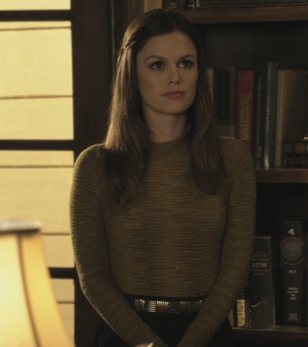 Zoe’s striped sweater and belt on Hart of Dixie