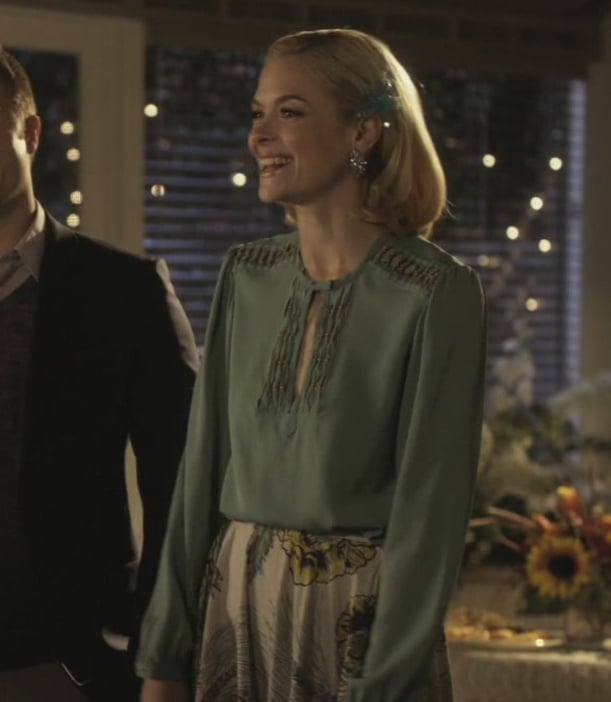 Lemon’s green blouse and floral skirt on Hart of Dixie
