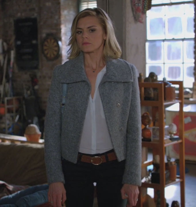 Jane’s grey jacket on Happy Endings
