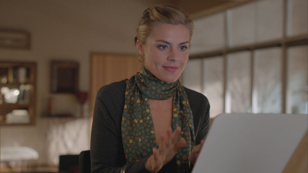Jane’s green spotty scarf on Happy Endings