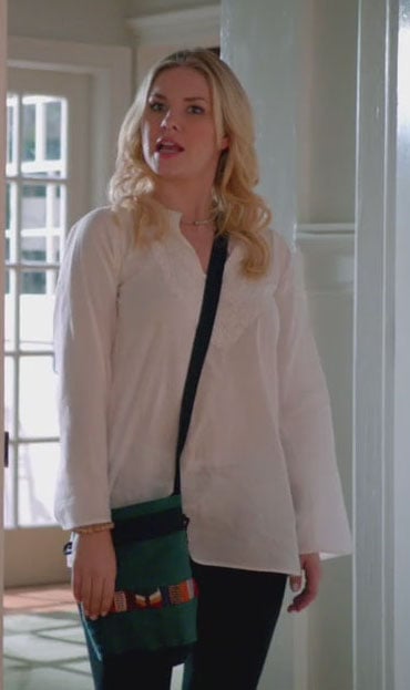 Alex’s green cross body bag on Happy Endings