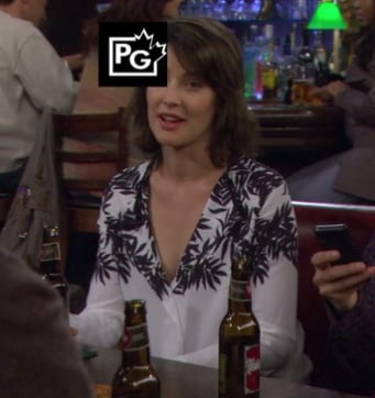 Robin’s black and white leaf print blouse on How I Met Your Mother