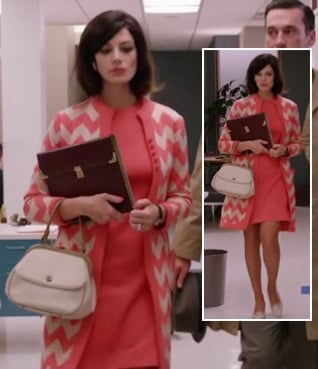 Megan Draper's white handbag on Mad Men