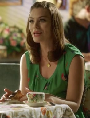Annabeth’s green bird print dress on Hart of Dixie