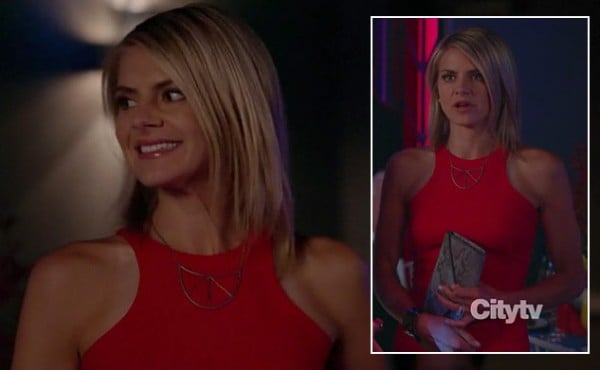 Jane's red halter style dress and snakeskin clutch on Happy Endings