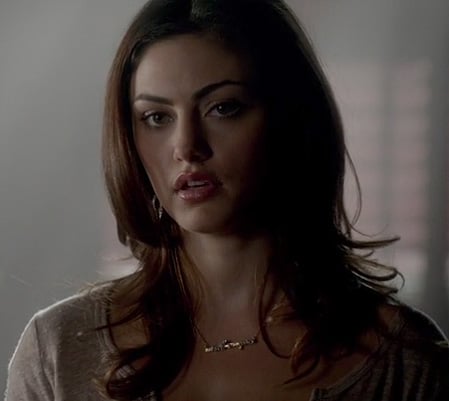 Haley's branch necklace on Vampire Diaries